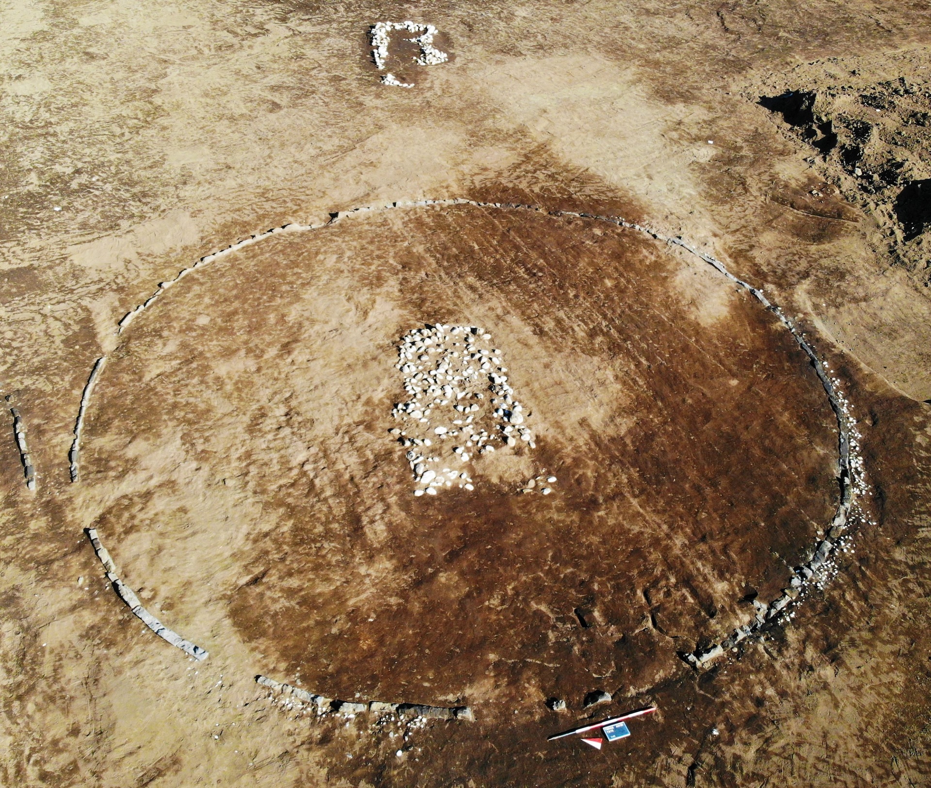 iron age necropolis that predates rome unearthed near naples