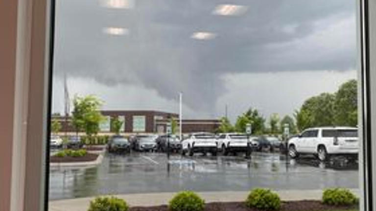 Two confirmed tornadoes hit Middle Tennessee Monday