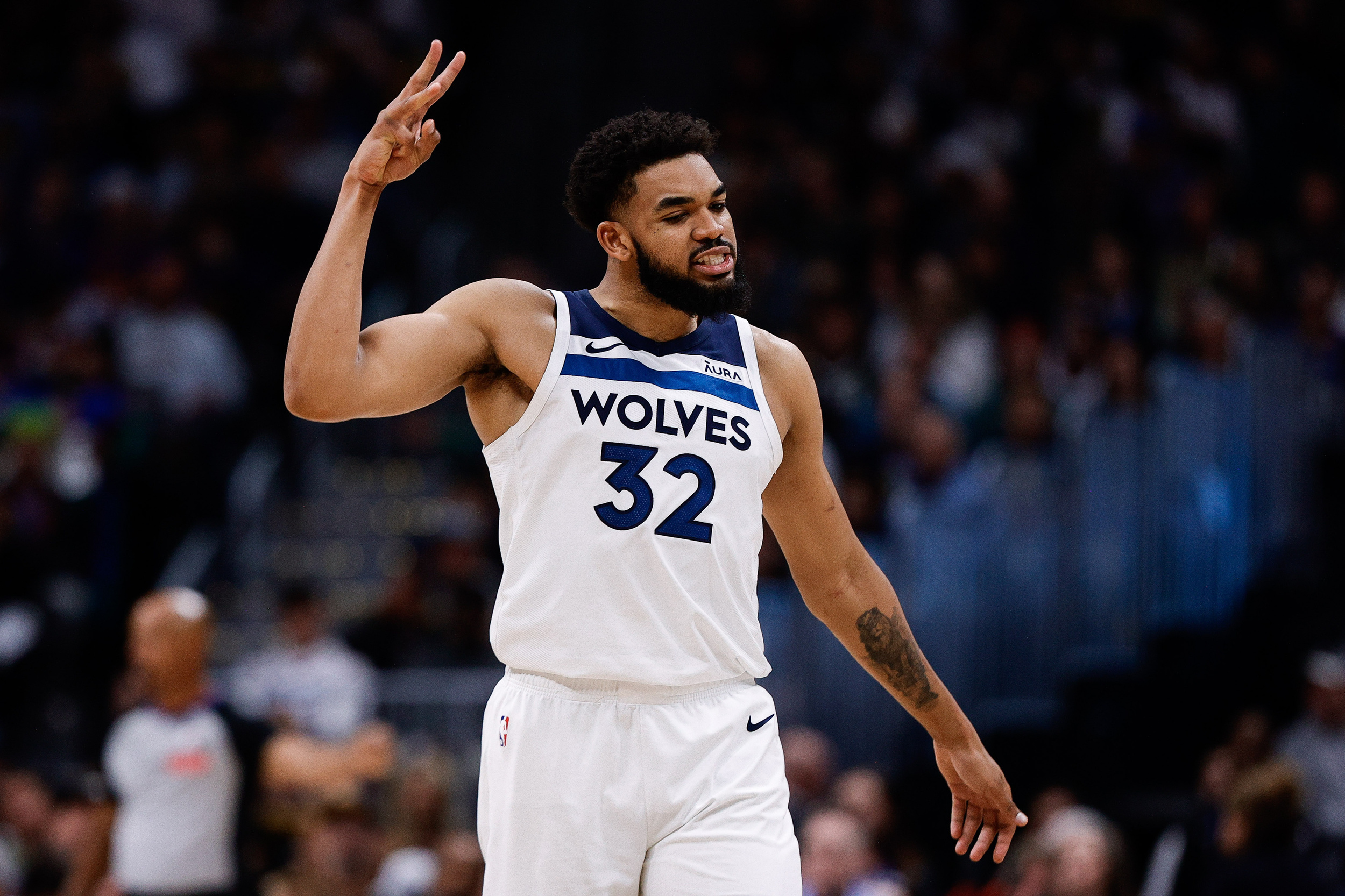 nuggets melt down under timberwolves' pressure to go down 0-2