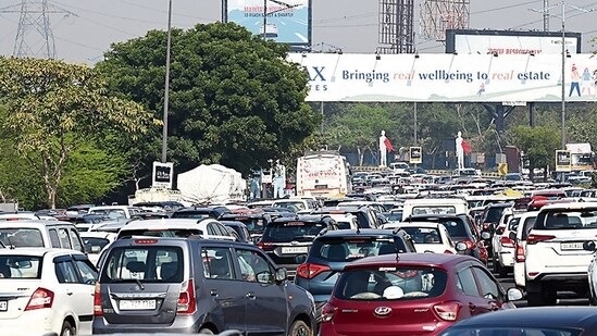delhi traffic challan: how you can waive off vehicle challan online in delhi