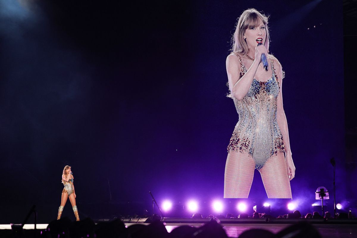 taylor swift’s eras tour arrives to shake up europe