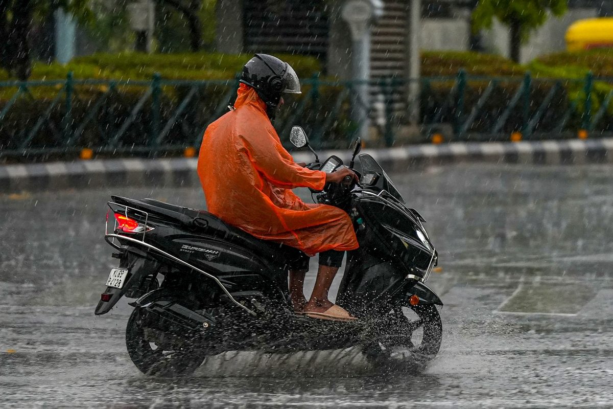 Light Showers In Delhi After Stormy Night, Yellow Alert In Bengaluru ...