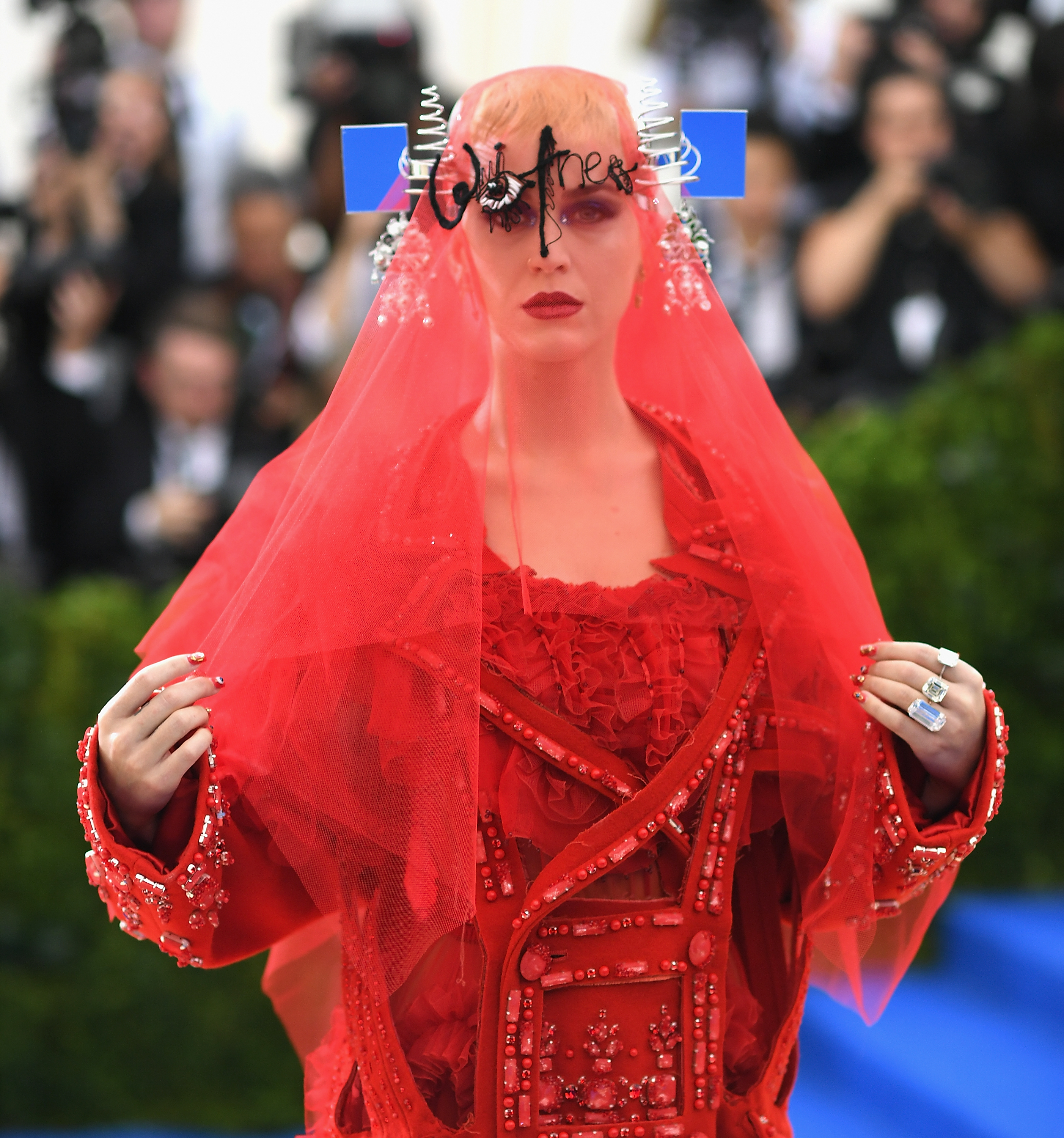 katy perry goes viral during met gala for ai photos that look so real even her mother was duped