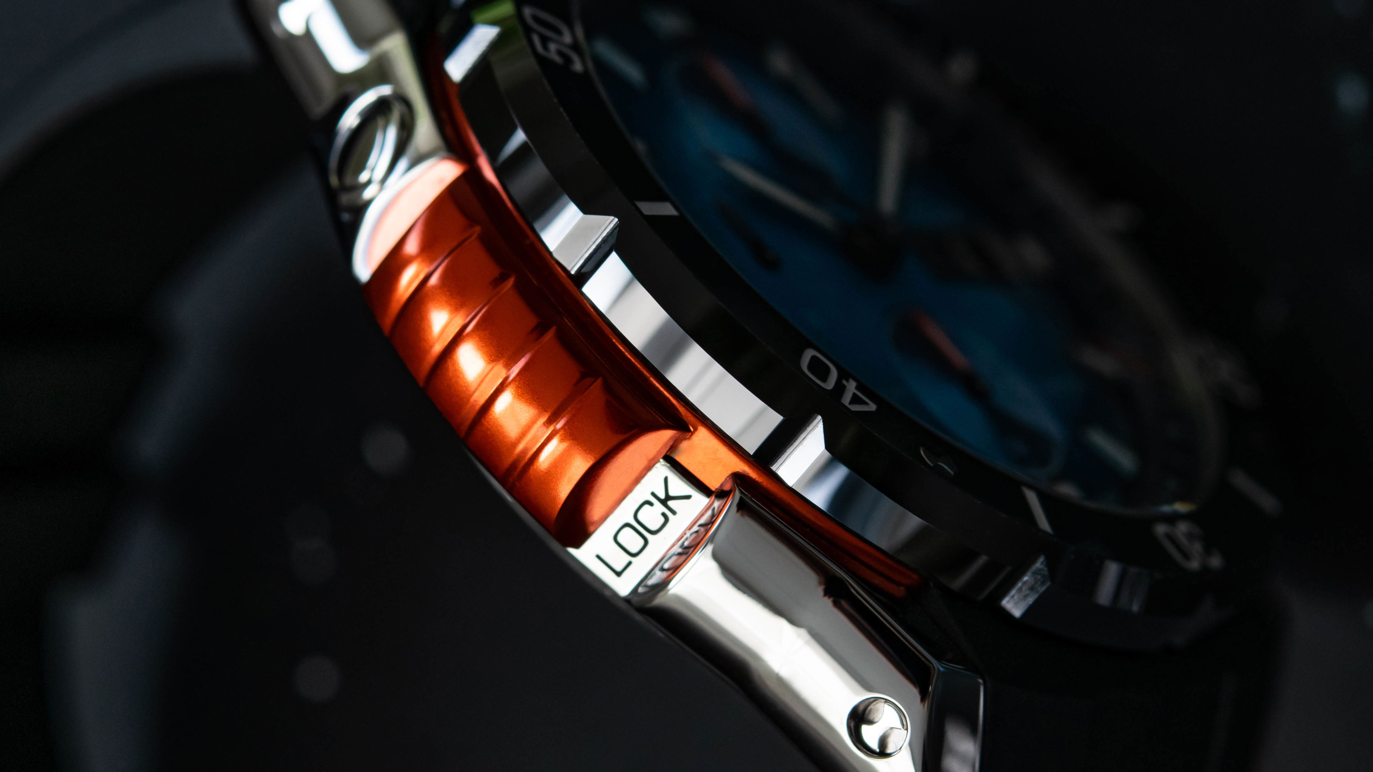 the edox co-1 chronograph automatic is a diving watch that was originally designed for powerboat racing
