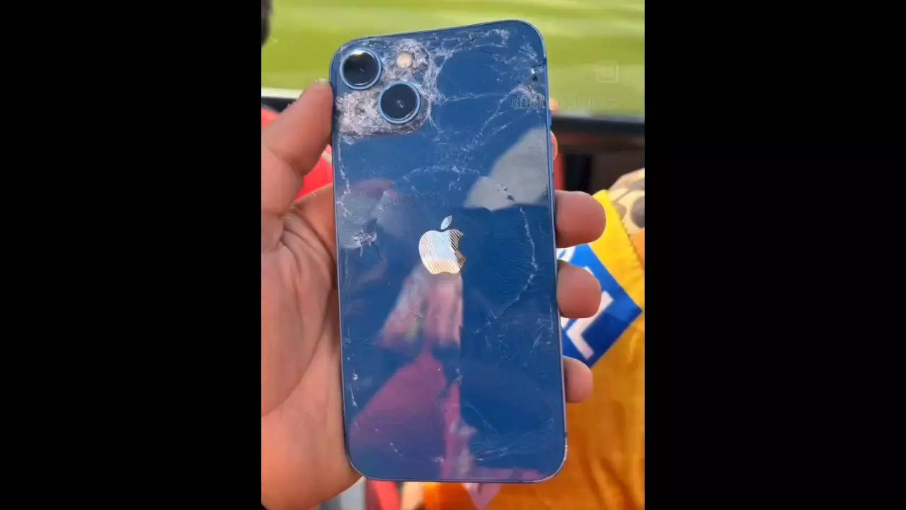 ‘gloves for broken iphone’: daryl mitchell’s gesture after injuring a fan during practice wins hearts - watch