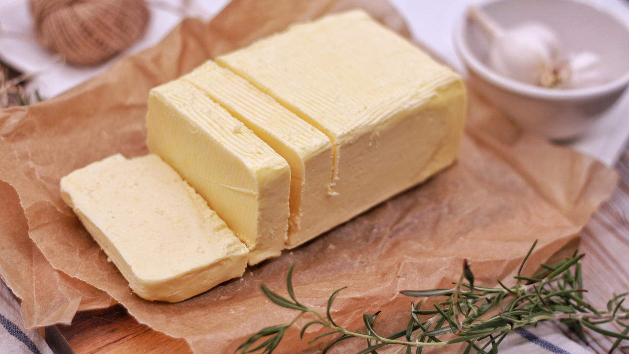 desi ghee vs butter: which is healthier and how much to consume