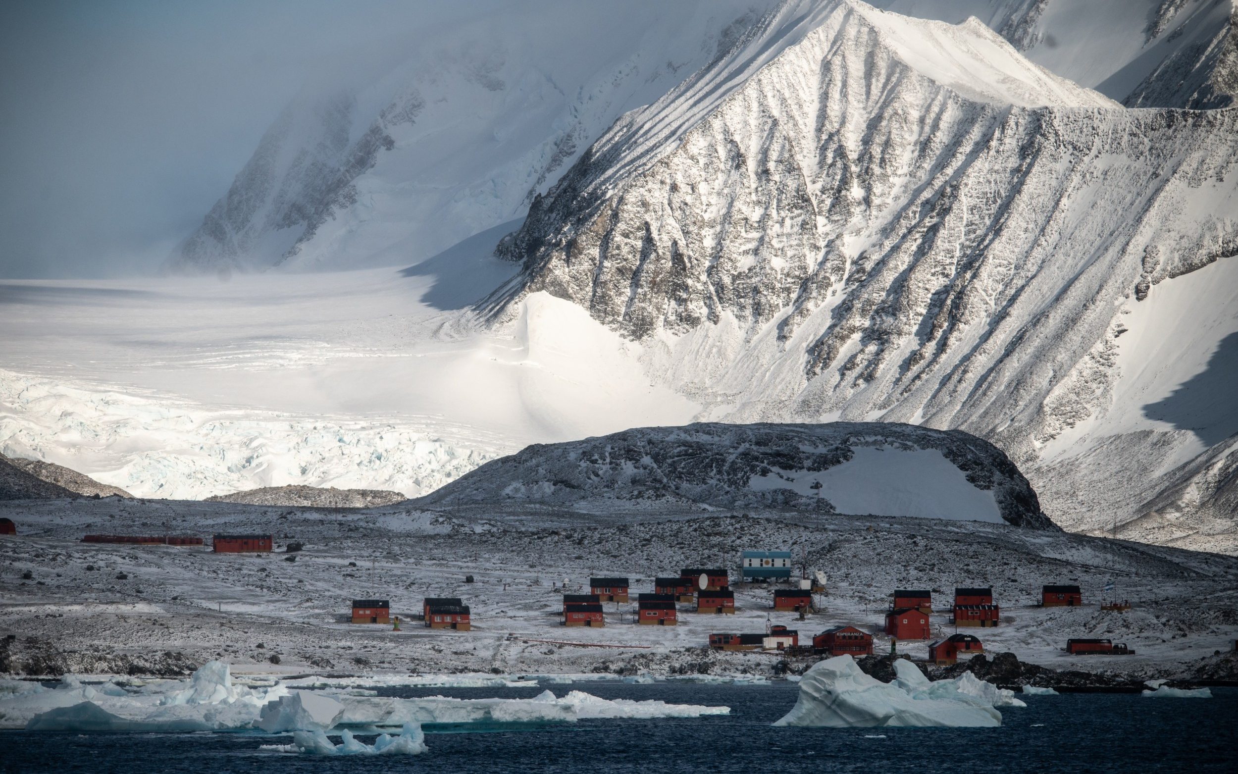 the greatest antarctic survival story (almost) never told