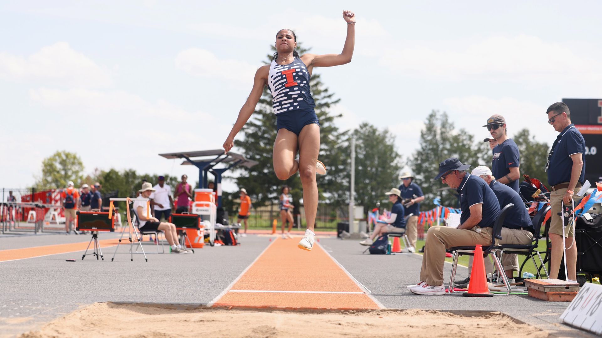 an illinois track & field star just made history