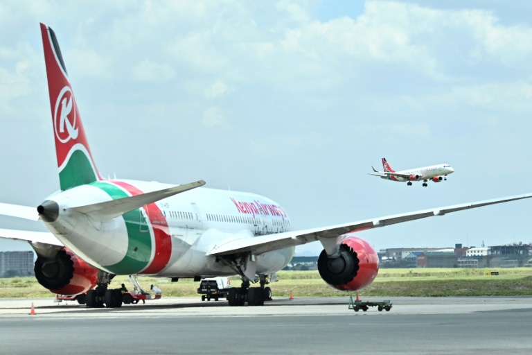 kenya airways annonce la reprise de ses vols vers kinshasa après la libération d'employés