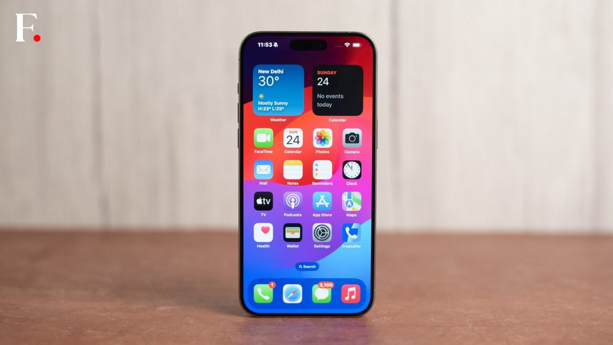 despite falling sales, apple still tops charts, iphone 15 pro max highest-selling smartphone in 2024