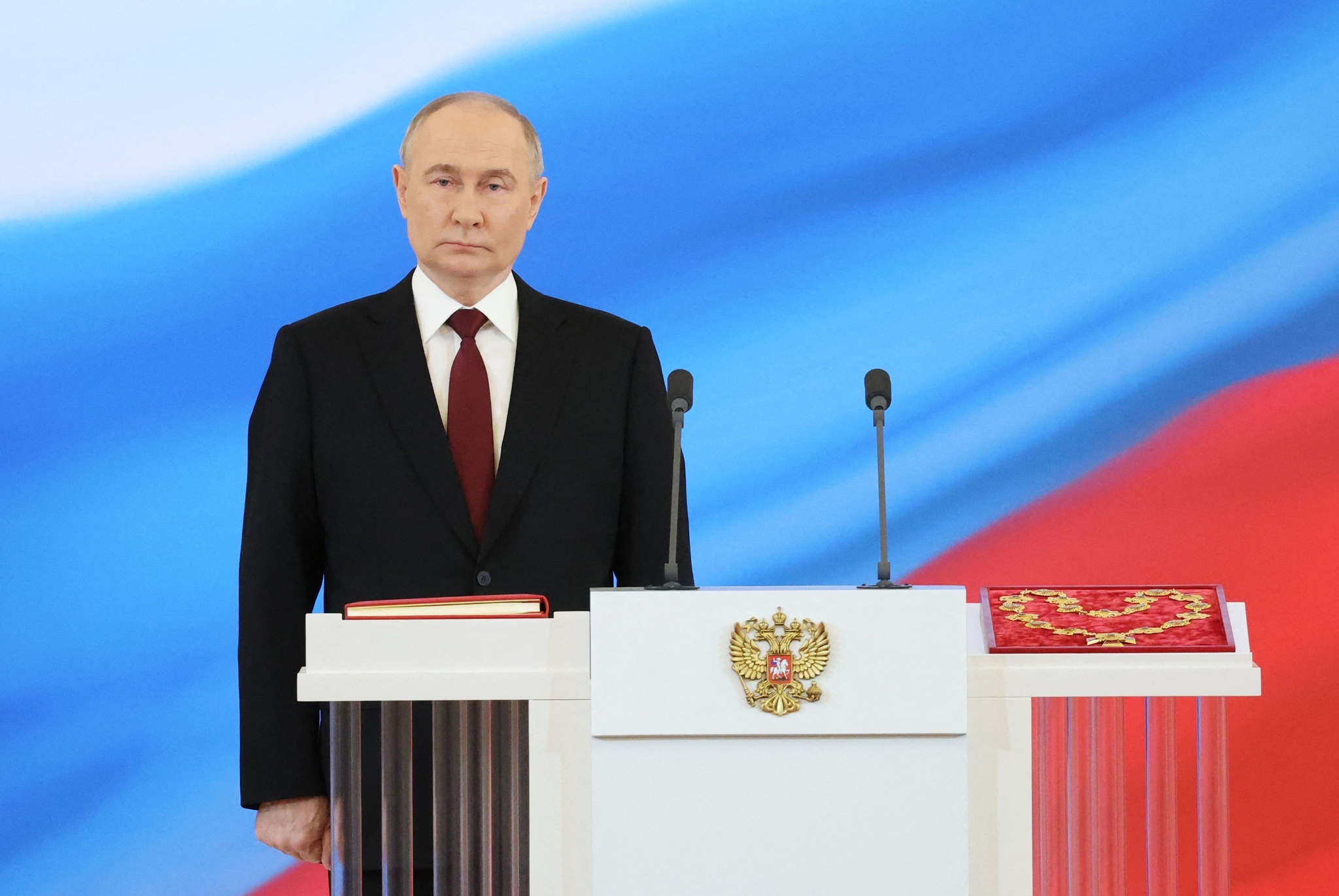 プーチン氏、通算5期目の大統領就任「神聖な務め」
