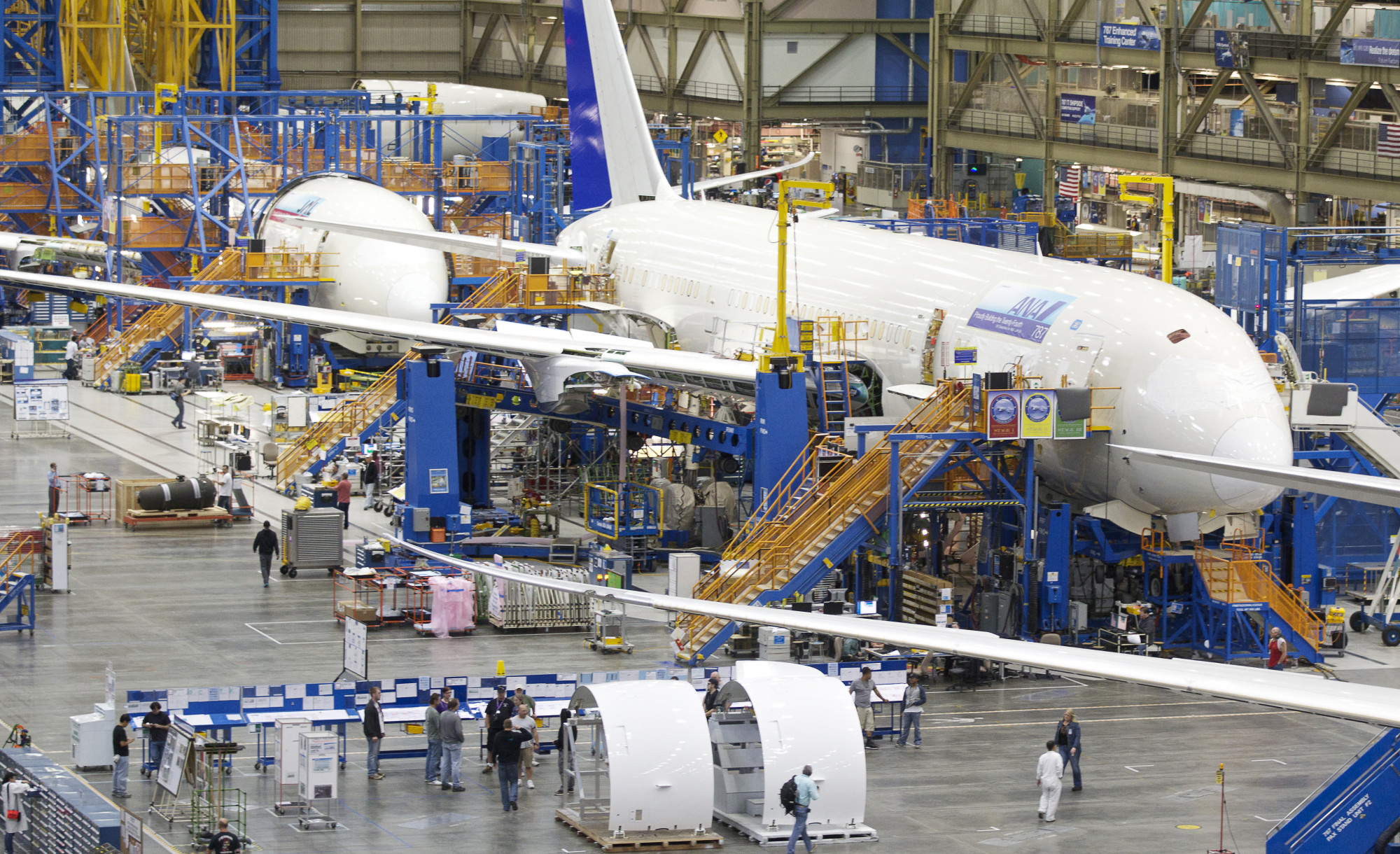 egy munkástól tudta meg a boeing, hogy fontos ellenőrzések maradtak el a 787 dreamliner gyártása közben