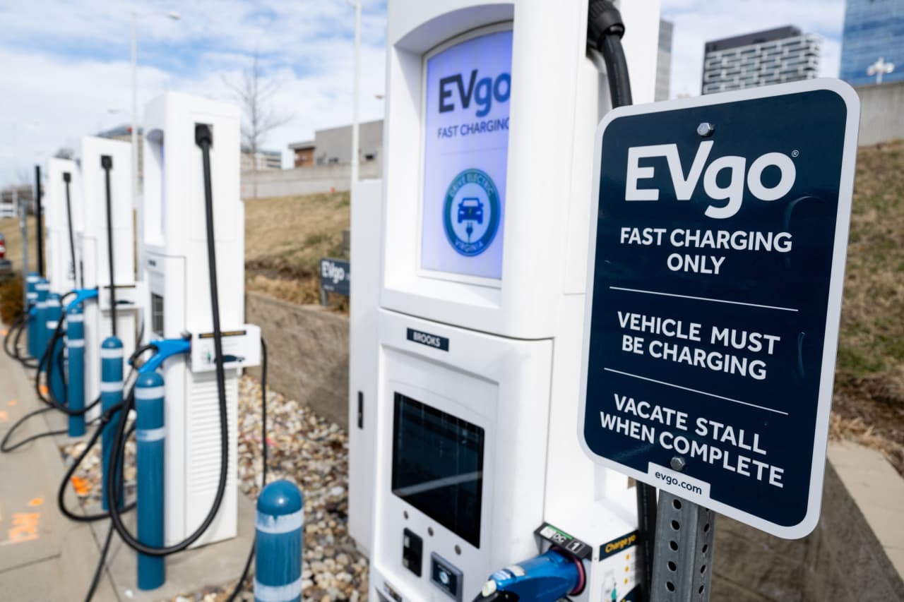 evgo’s charging results are sending a message about ev demand