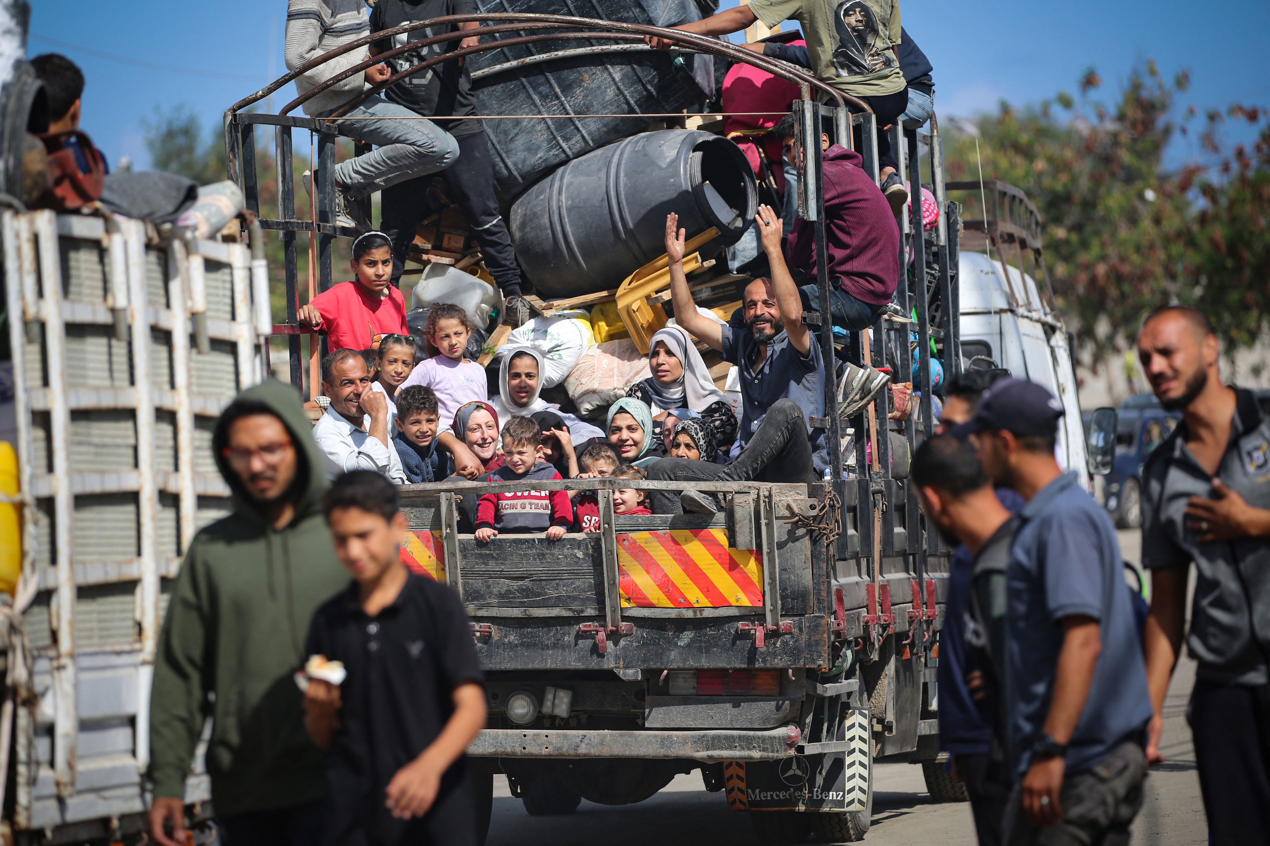 rafah residents face ‘the fire of hell’ as israeli tanks seize border crossing