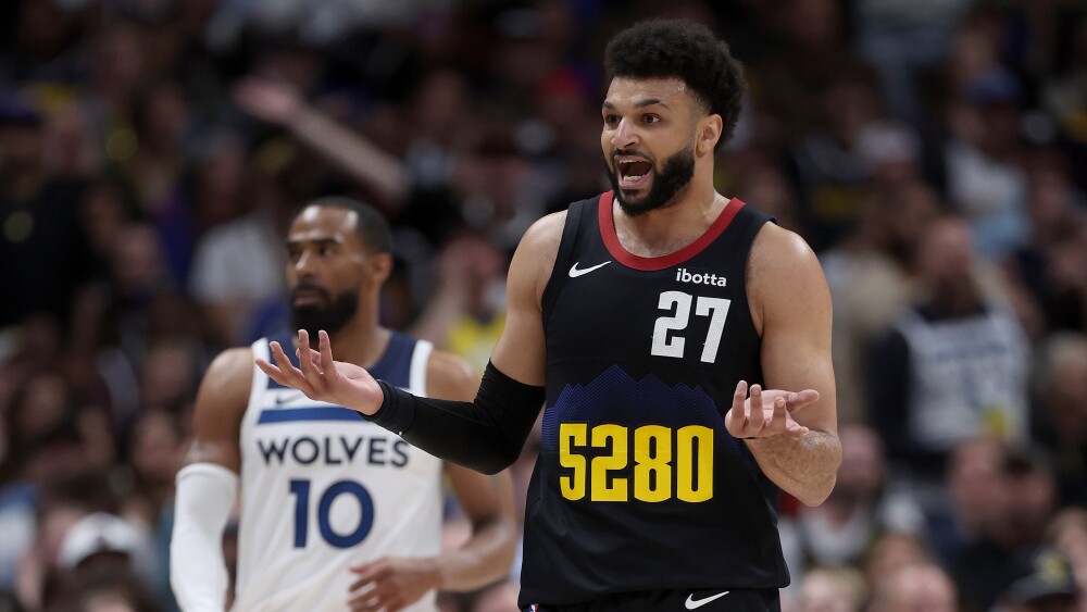 jamal murray threw heat pack on the court in the middle of live action, likely to face fine