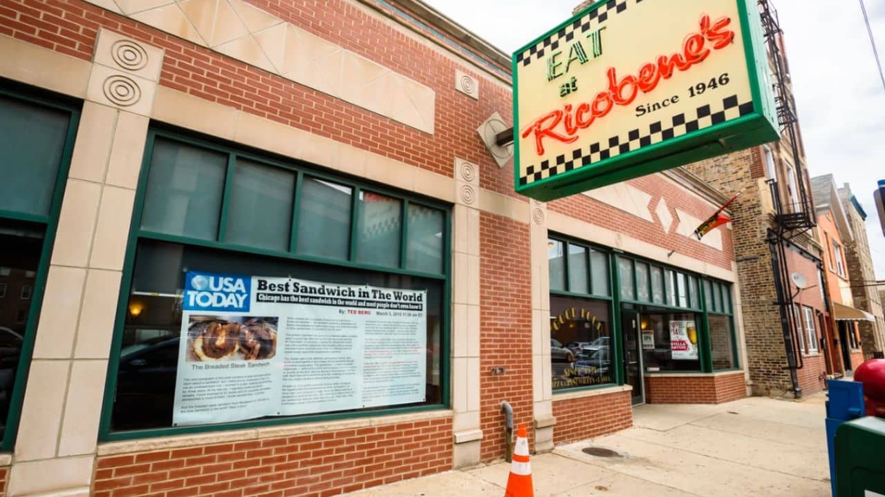 <p>Bourdain never hid his love of comfort food. He enjoyed the chicken-fried steak sandwich Ricobene’s serves enough that you should also give it a try. And if you’re a pizza lover, you’ll be spoilt for choice because the restaurant aims to “<a href="https://www.instagram.com/ricobenes/" rel="nofollow noopener">show you the sheer pizza power in America</a>.” Wow!</p>