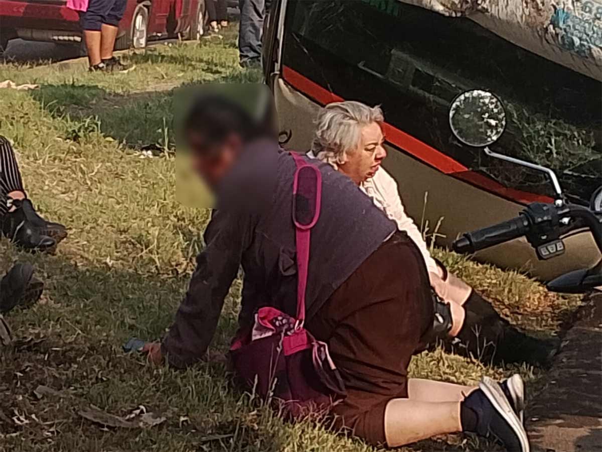 terrible volcadura en la zaragoza cdmx deja 2 muertos y 8 heridos