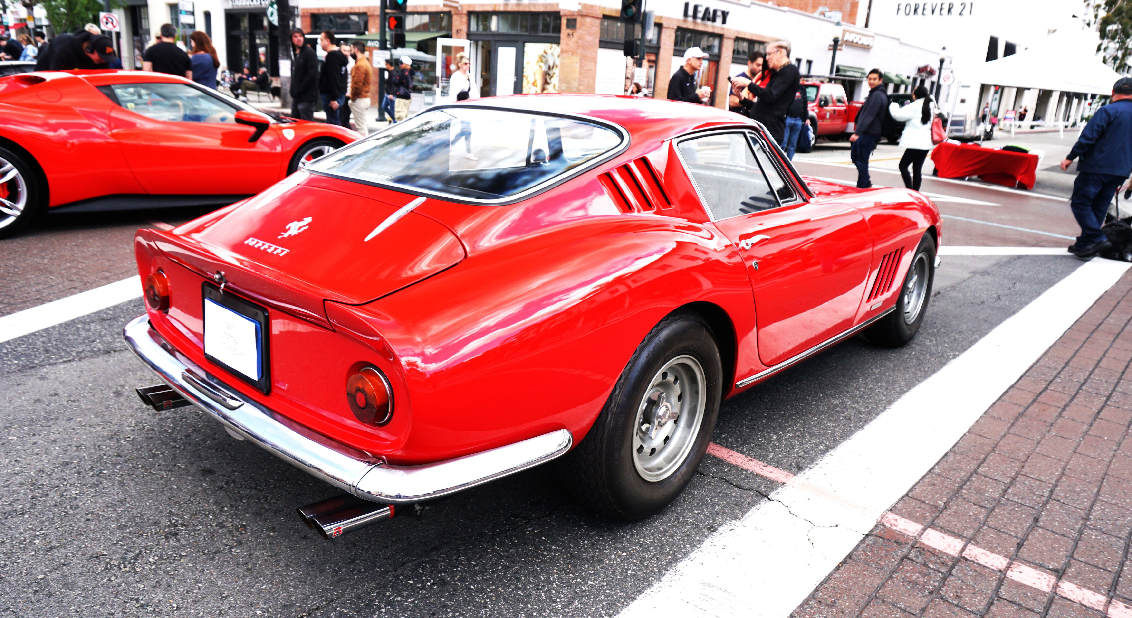 <p>Thousands of <em>tifosi </em>turned out for the 30th anniversary of Concorso Ferrari in Pasadena, Calif., put on by the Ferrari Club of America Southwest Region. The event is open and free for all, with cars scattered all up and down Colorado Boulevard. <em>Bene! Bene! </em></p>