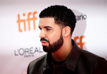 Security guard wounded in shooting at rapper Drake