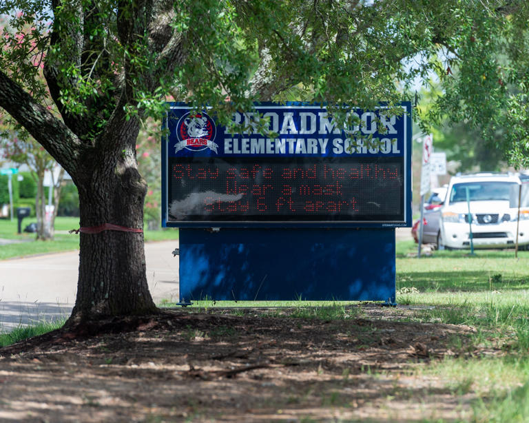 Lafayette Parish School System announces new principals for three ...