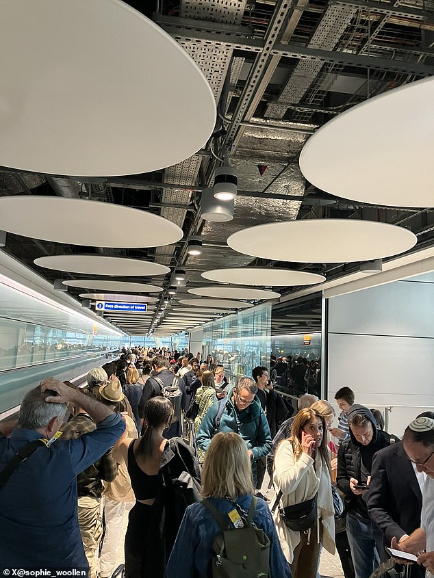 chaos at heathrow as all gates go down in border force 'it glitch'