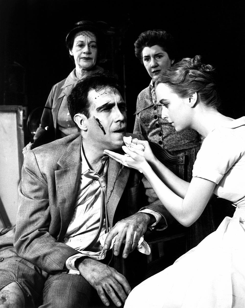 rochelle oliver, ‘who's afraid of virginia woolf?' star and admired acting teacher, dies at 86