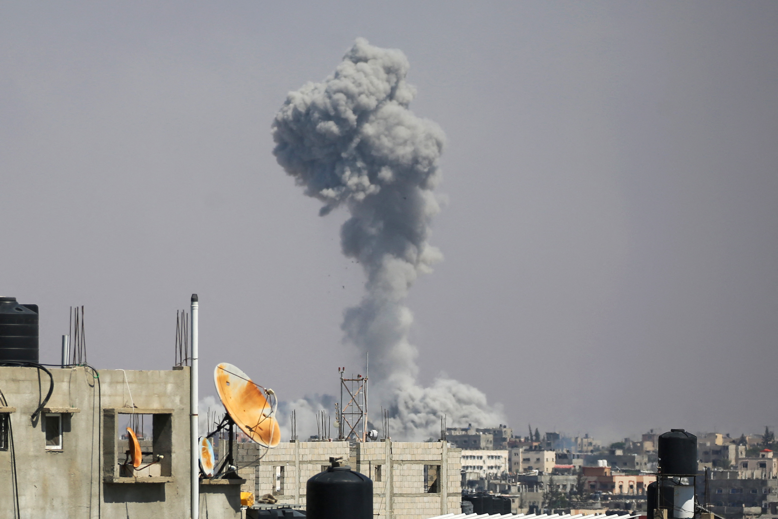u.s. delays arms shipments to israel amid rafah tensions