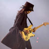 What Is The Net Worth of Mick Mars? A Closer Look<br>