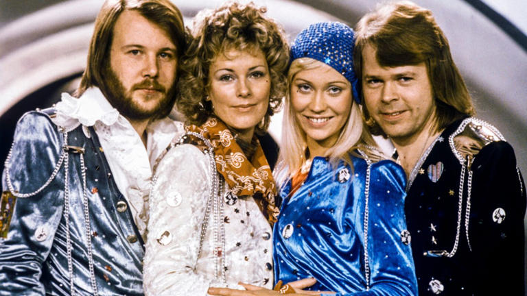 Picture taken in 1974 in Stockholm shows the Swedish pop group Abba with its members (L-R) Benny Andersson, Anni-Frid Lyngstad, Agnetha Faltskog and Bjorn Ulvaeus posing after winning the Swedish branch of the Eurovision Song Contest with their song "Waterloo". - Sweden's legendary disco group ABBA announced on April 27, 2018 that they have reunited to record two new songs, 35 years after their last single. The quartet split up in 1982 after dominating the disco scene for more than a decade with hits like "Waterloo", "Dancing Queen", "Mamma Mia" and "Super Trouper". (Photo by Olle LINDEBORG / TT News Agency / AFP) / Sweden OUT