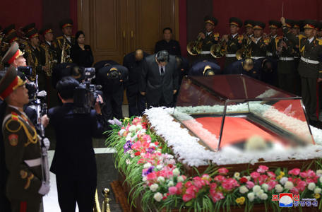 N. Korean leader mourns death of ex-propaganda chief<br><br>