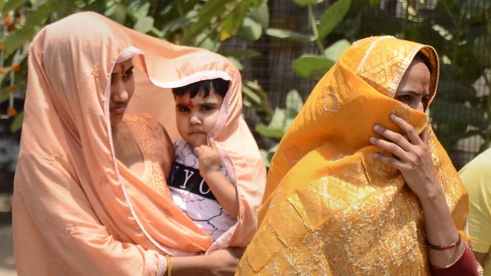 heatwave grips 3 states today, imd predicts rainfall in these states; check full weather forecast here