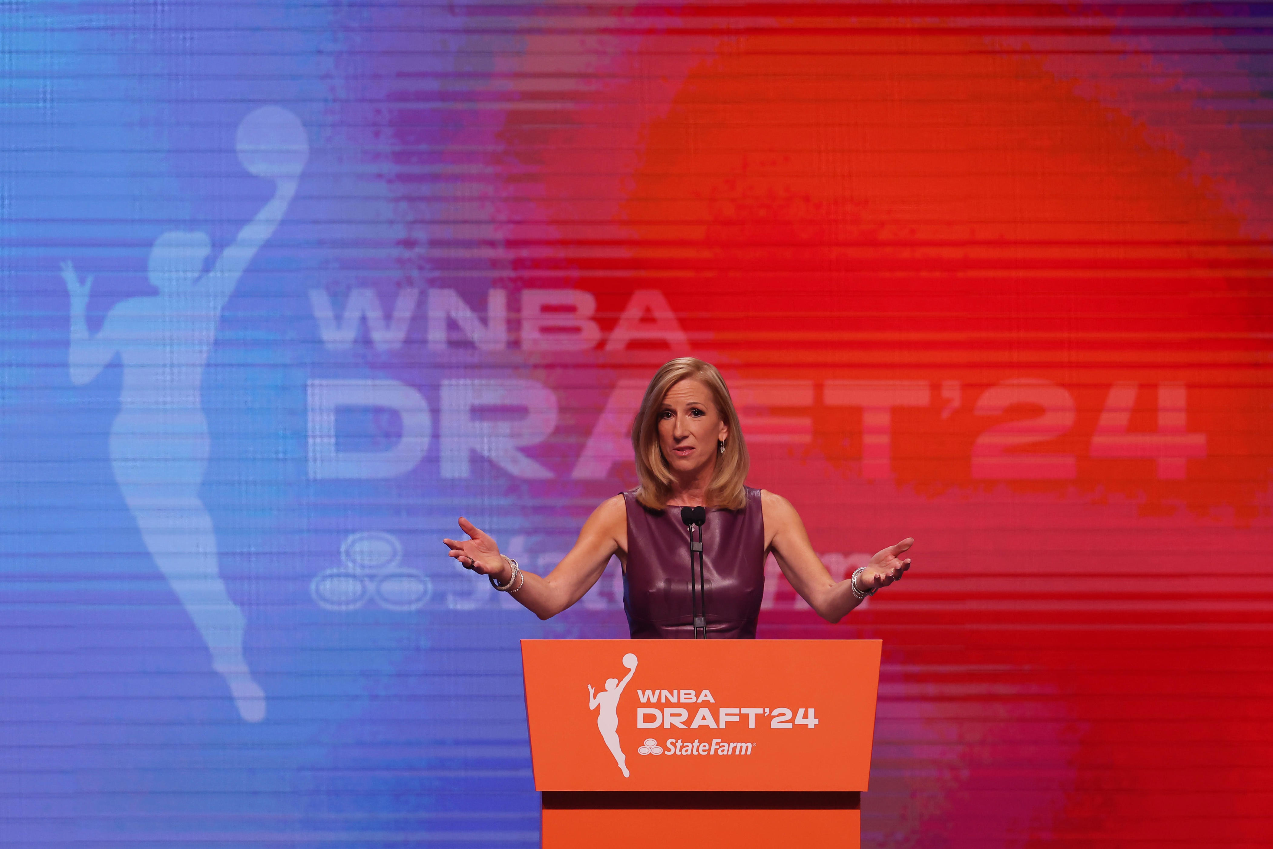 wnba on verge of announcing charter travel for all teams this season