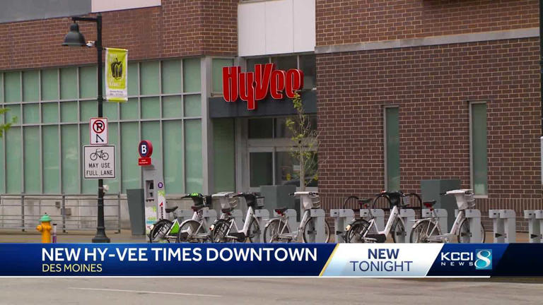 Hy-Vee, city of Des Moines agree to new hours for downtown store