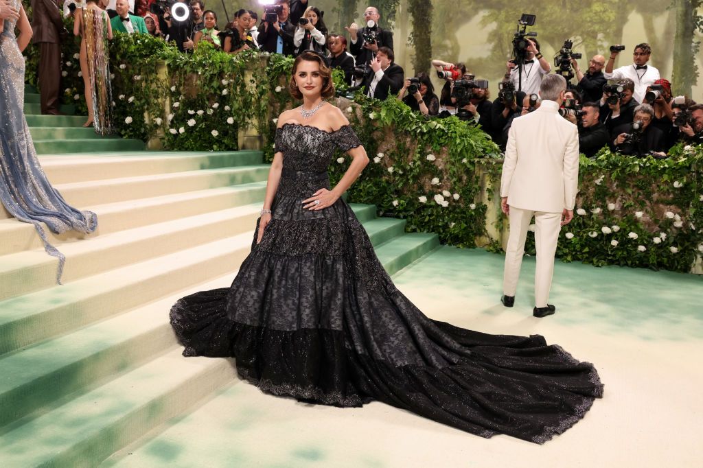 the met gala has highlighted fashion's obsession with discomfort – is that so wrong?