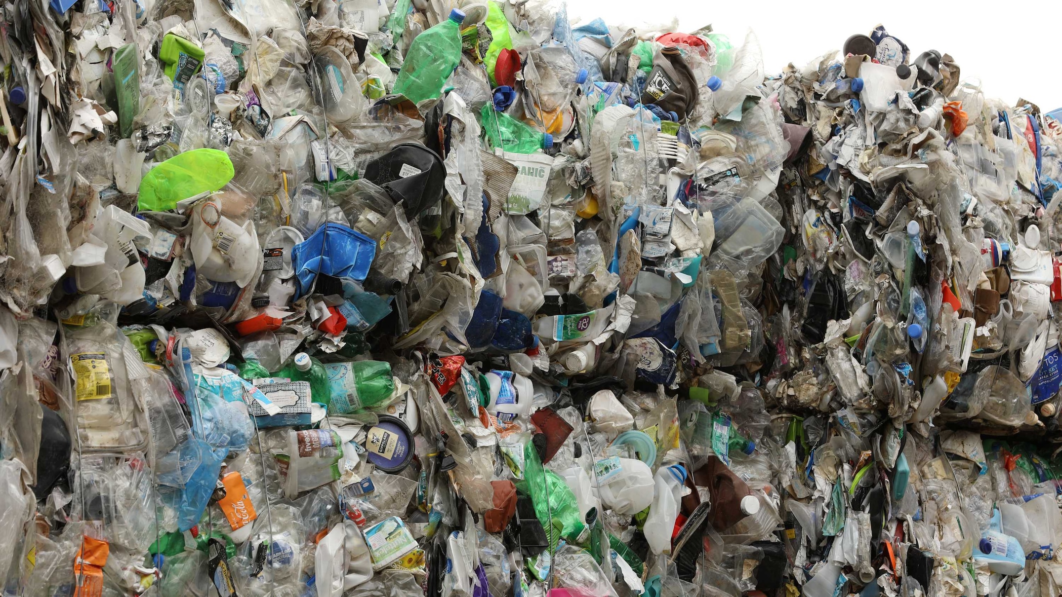 waste export levy to be scrapped in federal budget after warnings 'recycling tax' would send more waste to landfill