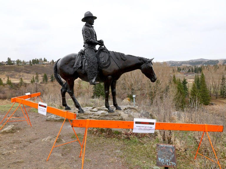 Cochrane's iconic Men of Vision statue vandalized, RCMP investigating