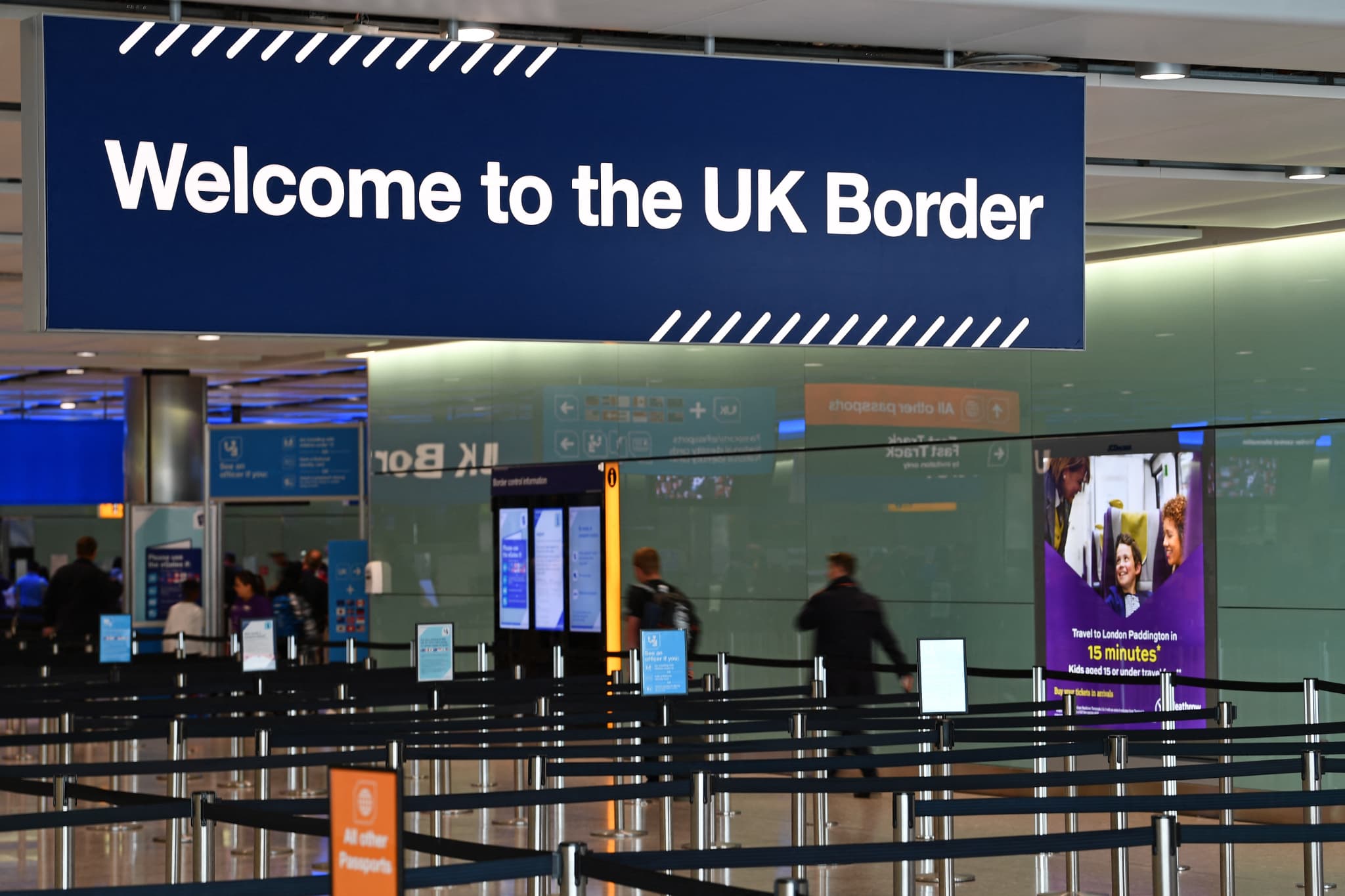 royaume-uni: une panne affecte les postes-frontières, les aéroports du pays paralysés