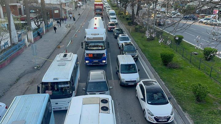 9 günlük bayram tatili için vatandaşlar yollara düştü | Anadolu Otoyolu’nun Bolu geçişinde yoğunluk