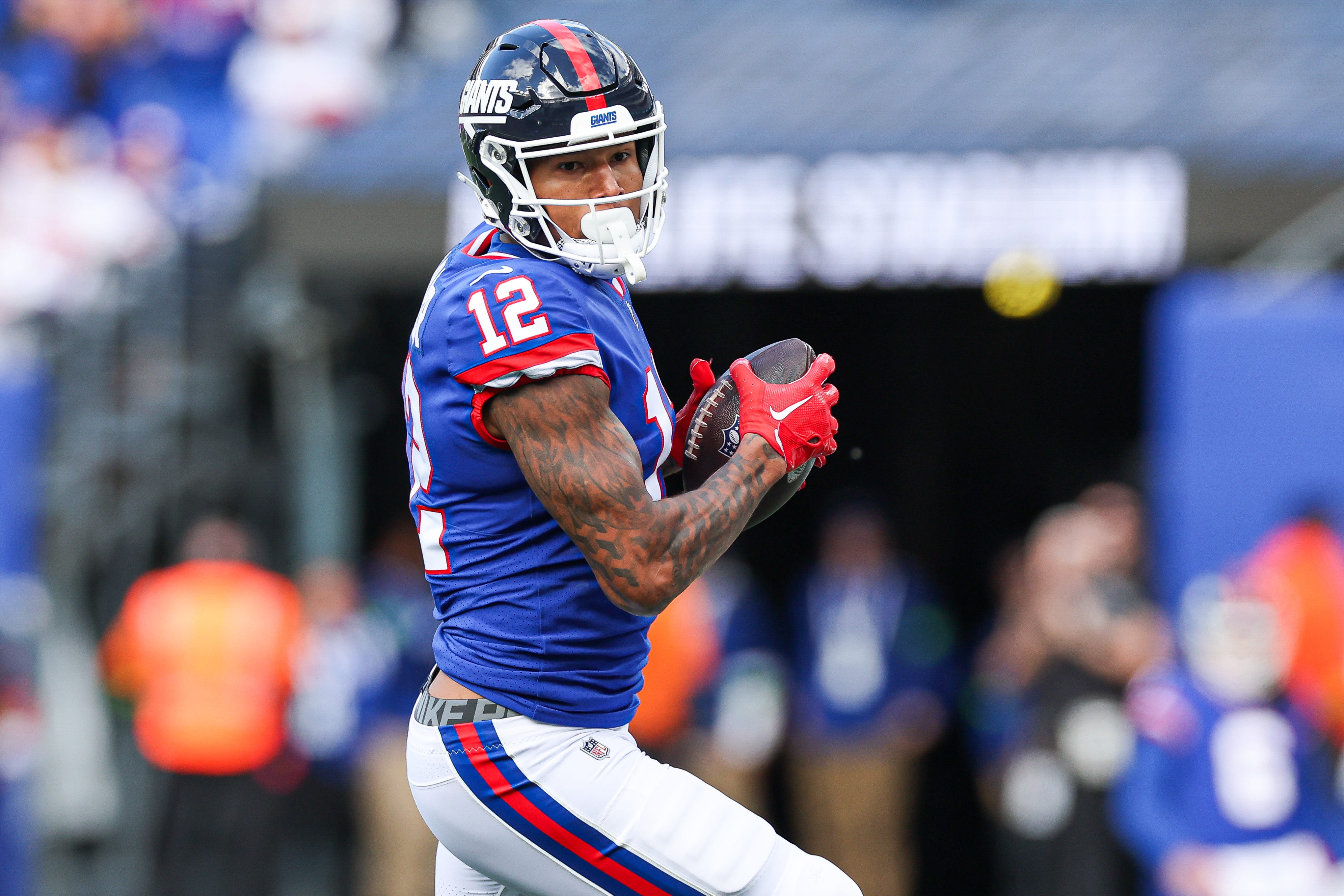 Giants Keeping Darren Waller Retirement Discussion 'in-house'