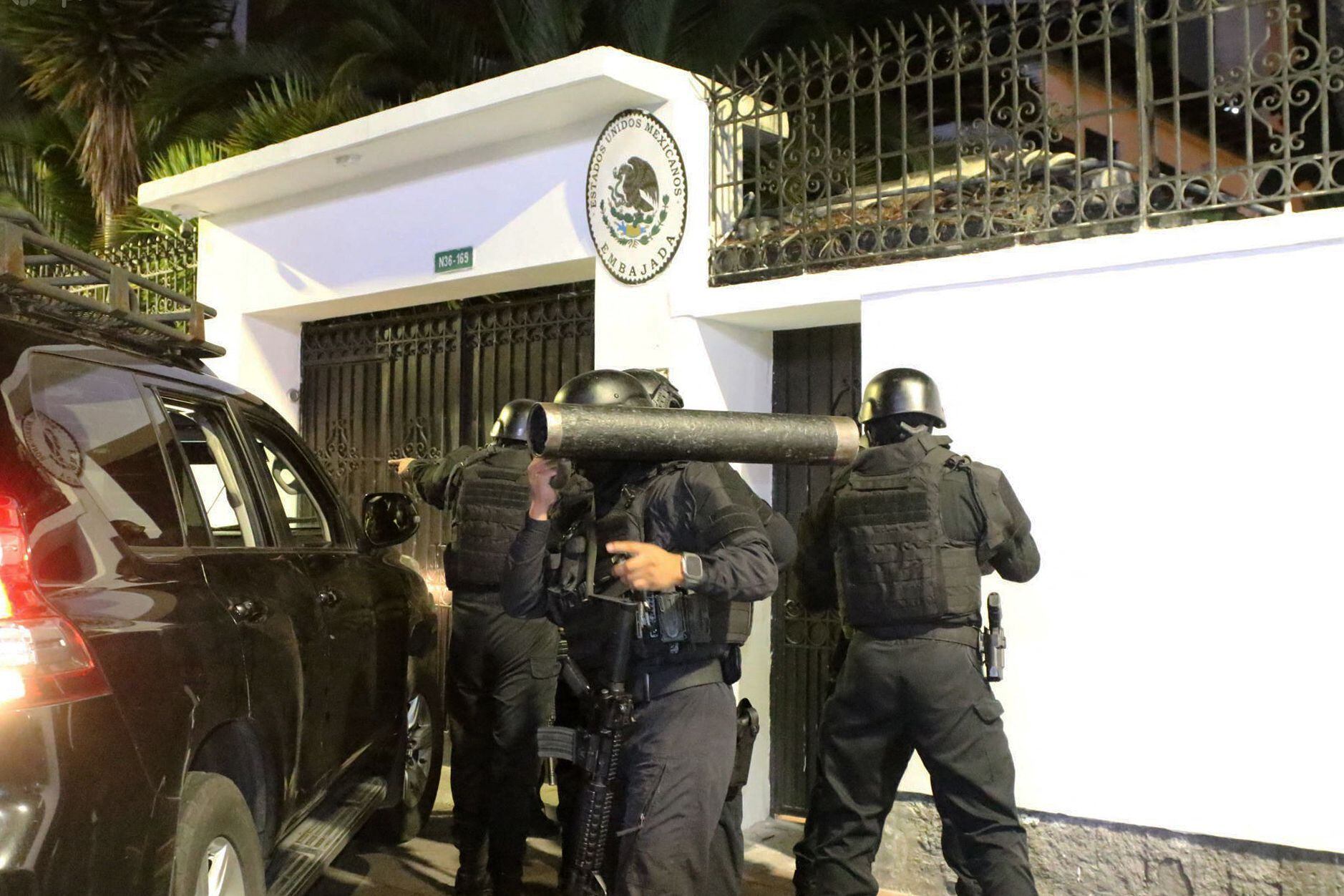 celac cierra filas contra ecuador por asalto a embajada mexicana y venezuela toma contundente decisión al retirar sus diplomáticos