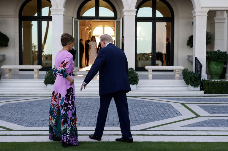 Donald Trump 'rakes in $50million' at Mar-A-Lago party as Melania makes ...