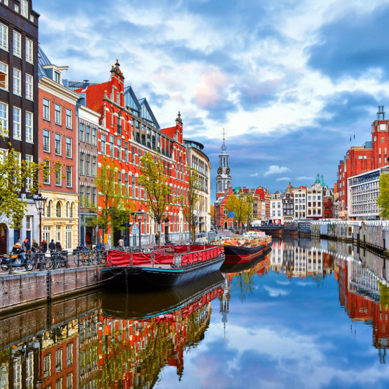 7 Reasons You Should Visit This Beautiful Dutch City Instead Of Amsterdam