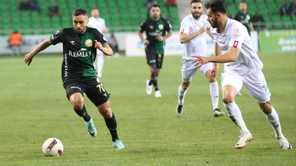 Sakaryaspor'dan Play-off Yolunda Kritik 3 Puan!