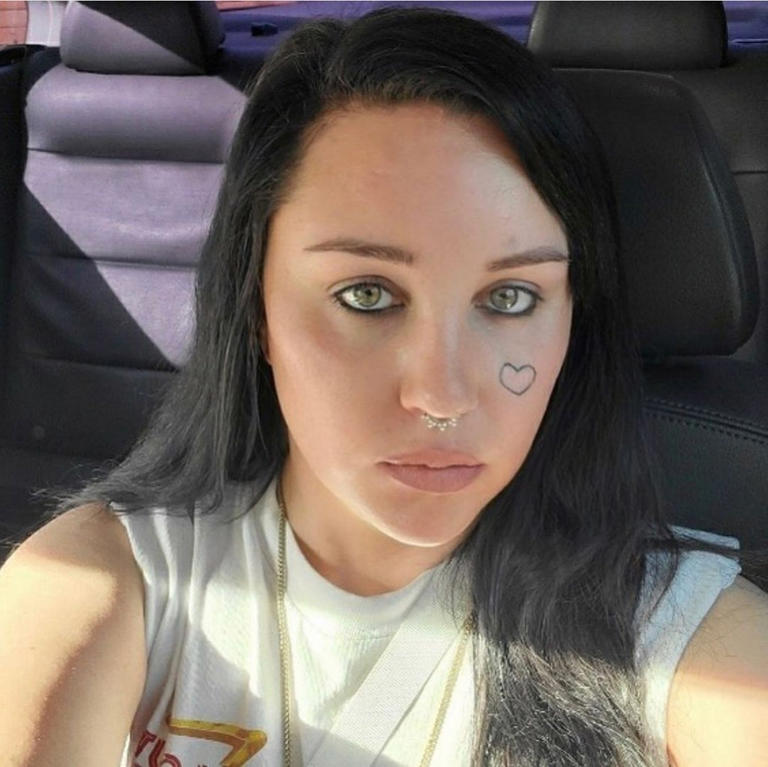 “I’m doing a lot better now and have learned to do opposite action when I don’t feel like working out or eating clean,” she said in the post. Amanda Bynes/Instagram