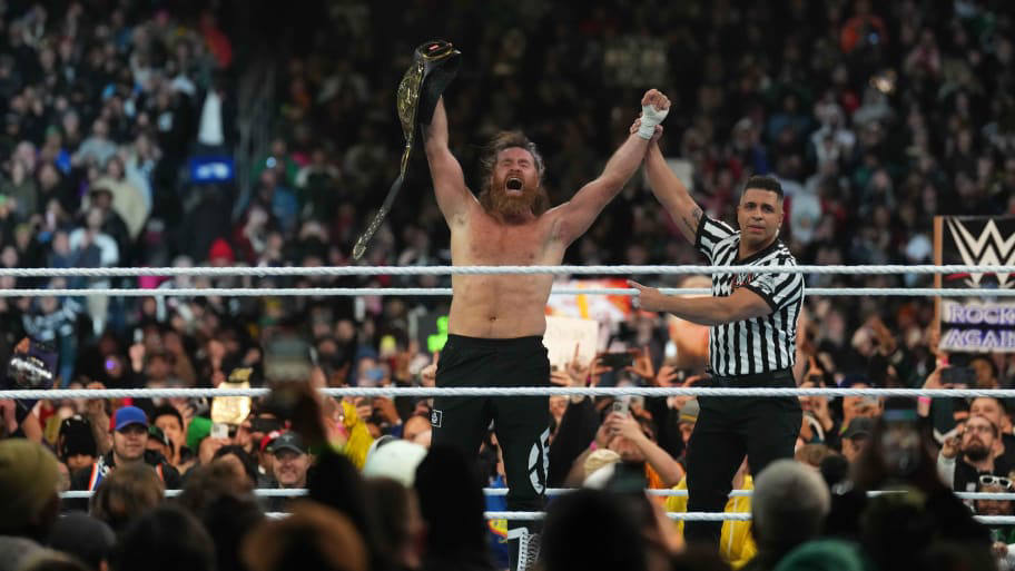 Sami Zayn ends Gunther's historic Intercontinental Championship reign ...