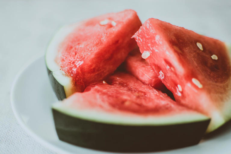 As the mercury rises, many envision the joy of biting into a crisp, juicy slice of watermelon. Yet, this summertime staple may pose unexpected health risks for the 14% of American adults suffering from chronic kidney disease (CKD). A collection of three case studies recently published in the Annals of Internal Medicine, watermelon’s high potassium […]