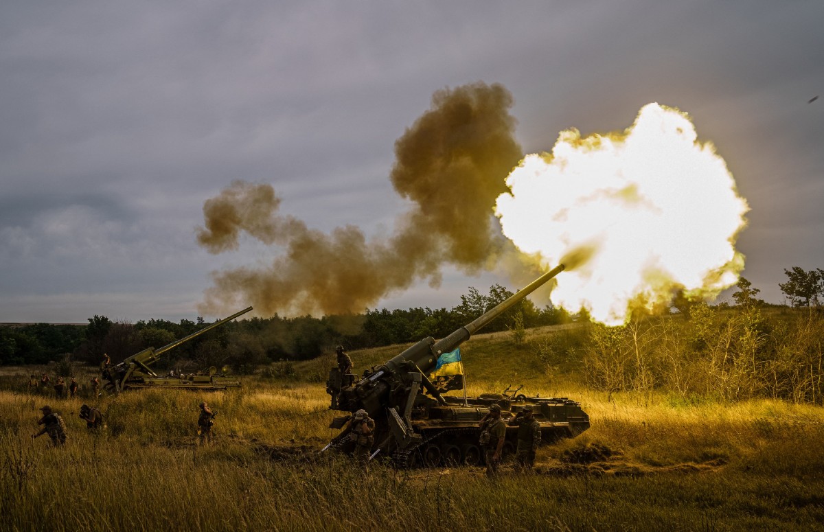 russia loses 54 artillery systems, 54 apvs and 17 tanks in a day: ukraine