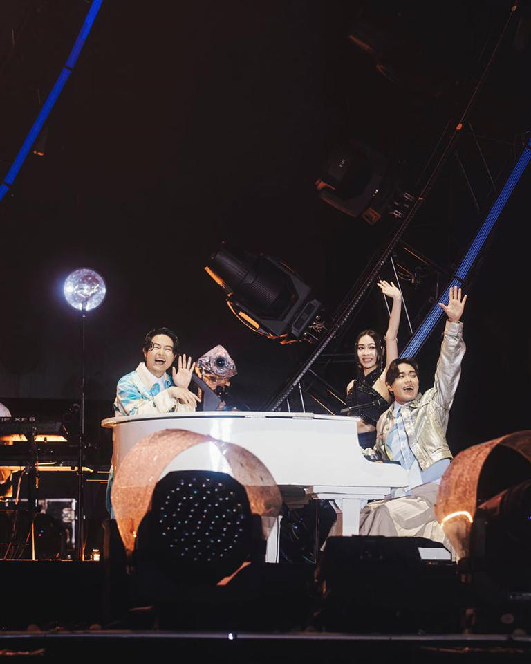 昨日恰巧在杭州舉辦《宇宙的有趣》演唱會的告五人，聽聞消息後興奮發聲。（圖／翻攝自臉書）