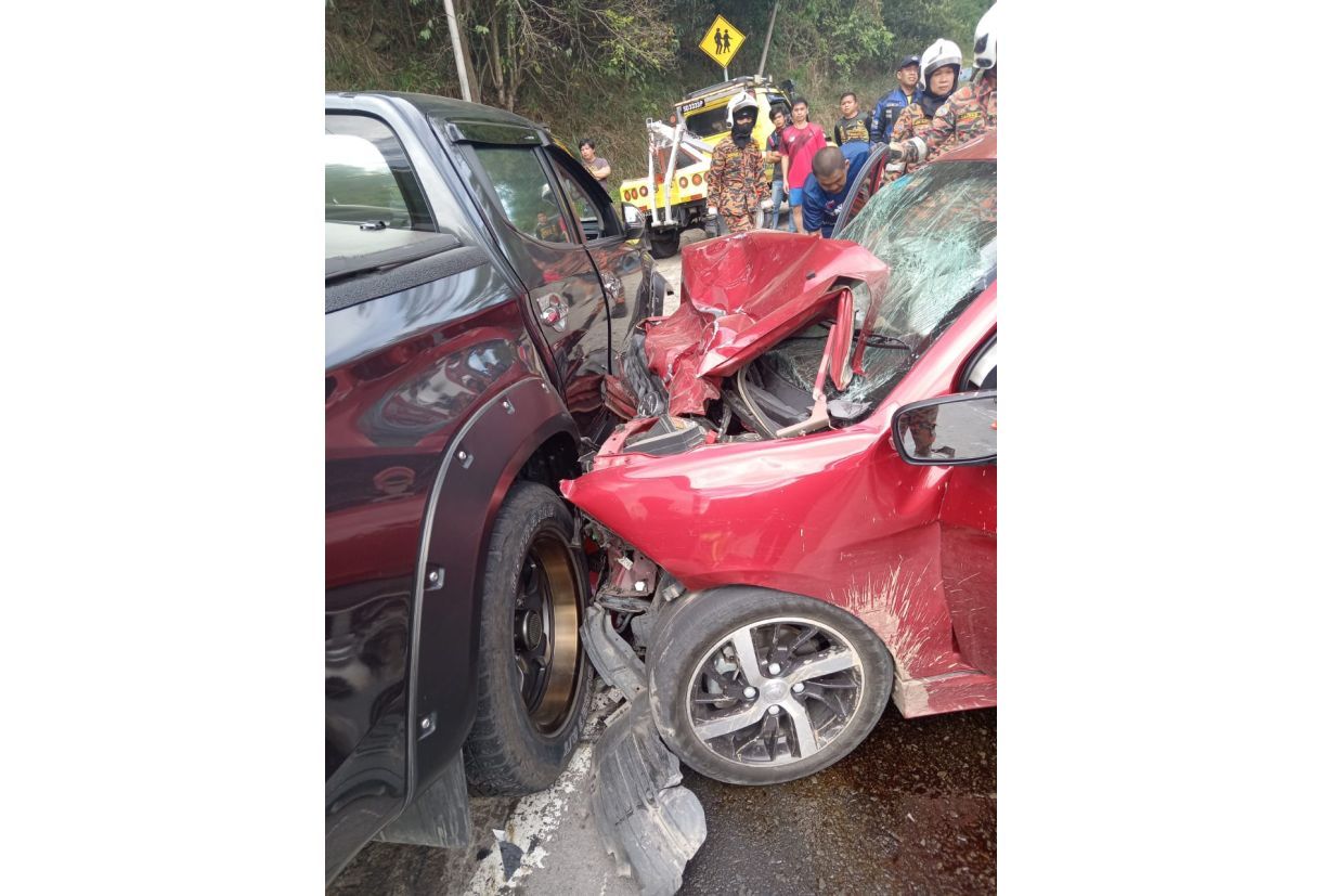 Family Of Five Injured, Man Killed In Sabah Road Crash