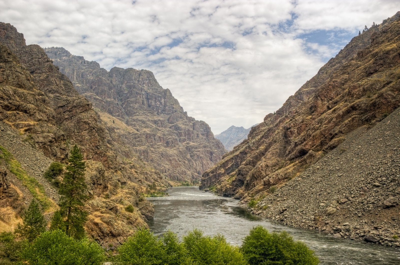 <p class="wp-caption-text">Image Credit: Shutterstock / Jeffrey T. Kreulen</p>  <p>Adventure in North America’s deepest river gorge. Jet boat tours can be pricey, but the unparalleled views and potential bighorn sheep sightings offer rich rewards for the investment.</p>